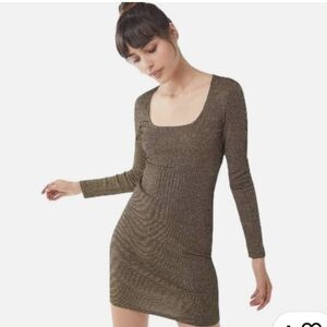 Elegant Olive Long-Sleeve Dress